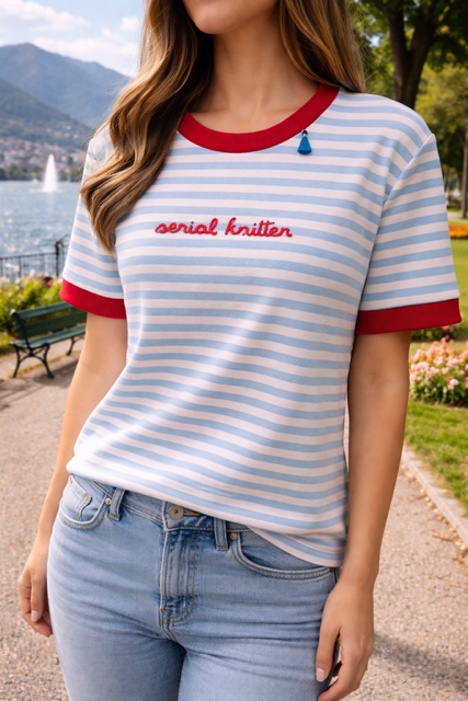T-shirt a Righe Serial Knitter